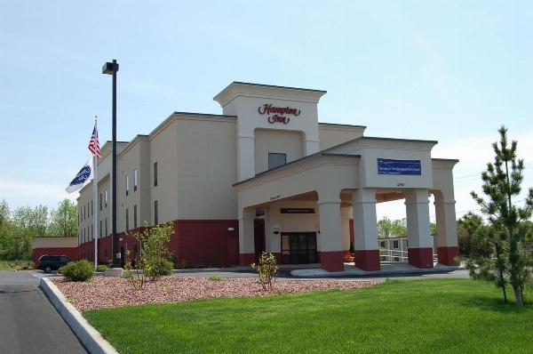 Hampton Inn By Hilton Geneseo image 6